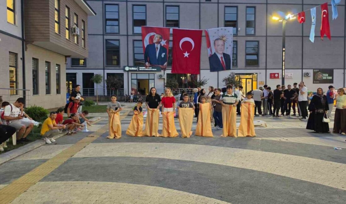 Gençlik ve Spor Festivali renkli görüntülere sahne oldu Sakarya’nın Akyazı ilçesinde düzenlenen “Gençlik ve Spor Festivali”, çocukların ve