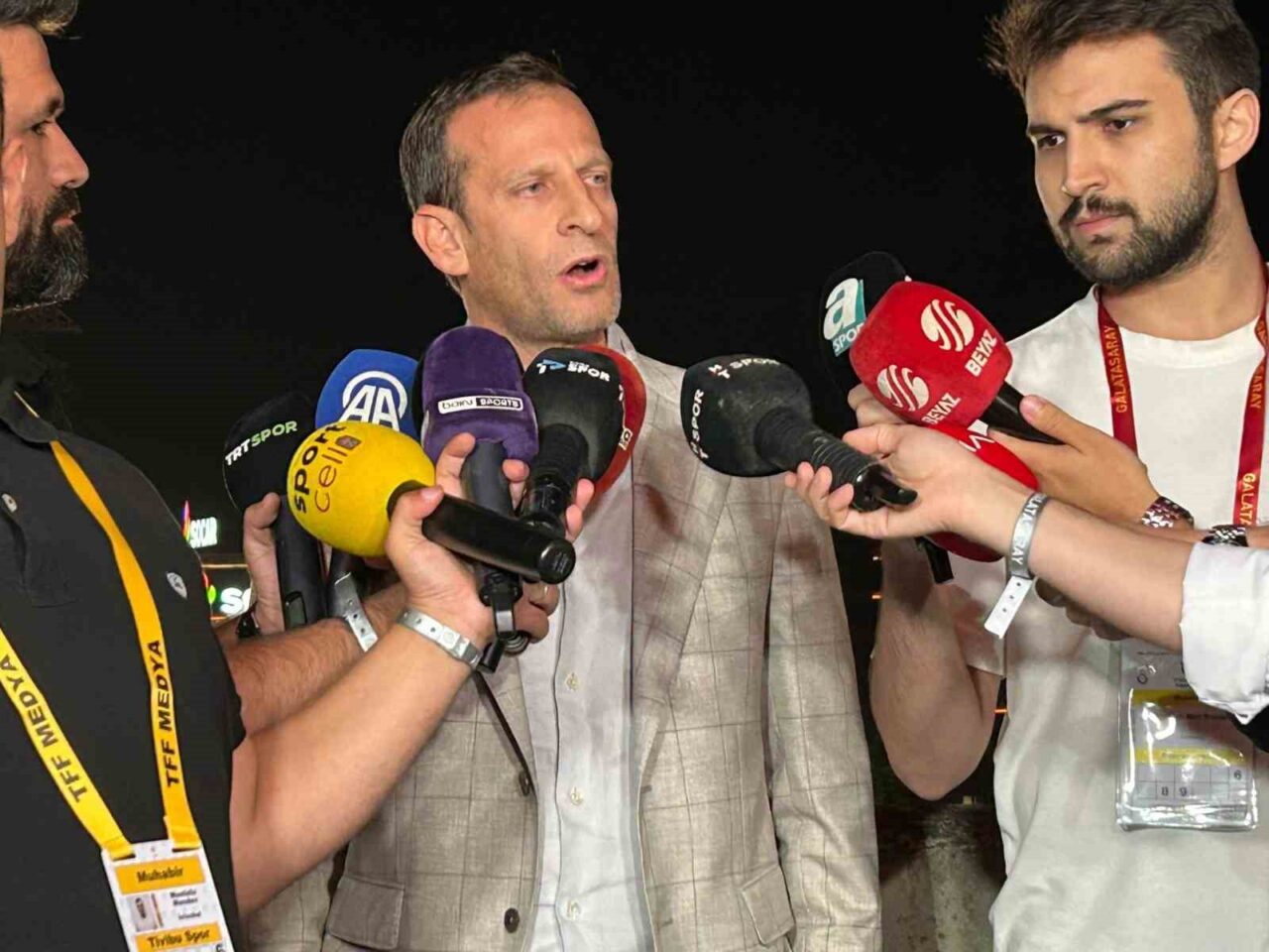 George Gardi: "Galatasaray şu anda dünyadaki en iyi hücum hatlarından birine sahip" 4 Bülten Medya -