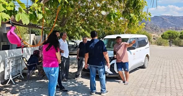 Balıkesir’in Gömeç ilçesinde çıkan yangının ardından, tarımsal alanlardaki zararı belirlemek