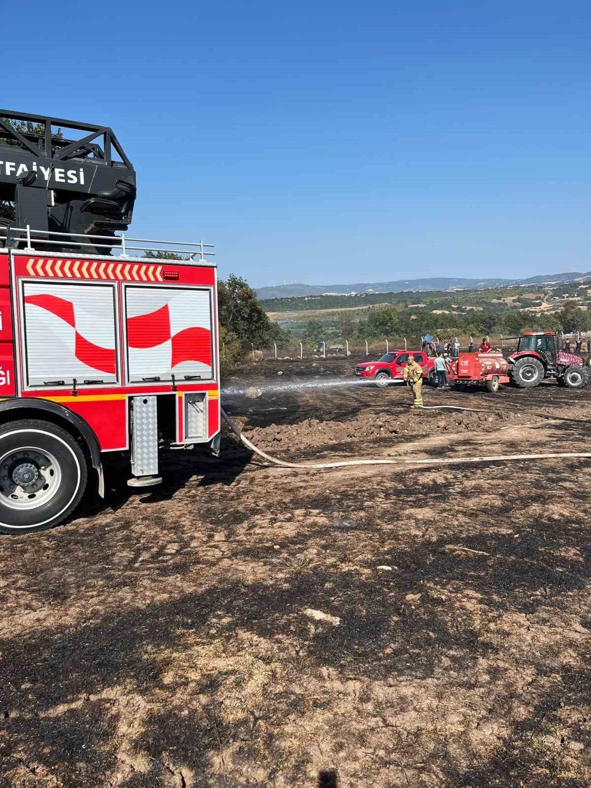 Gönen’de kırsal alanda çıkan yangın söndürüldü 16 Bülten Medya -