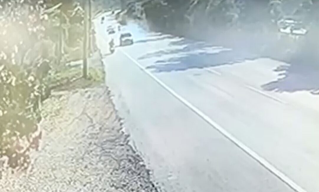 Sakarya’nın Sapanca ilçesinde otomobil ile motosikletin çarpışması neticesinde 20 yaşındaki