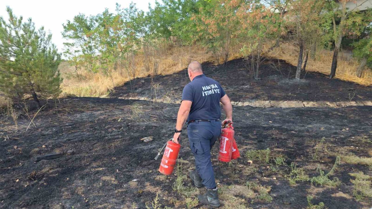 Havsa’da anız yangını otobanı dumana bürüdü 10 Bülten Medya -