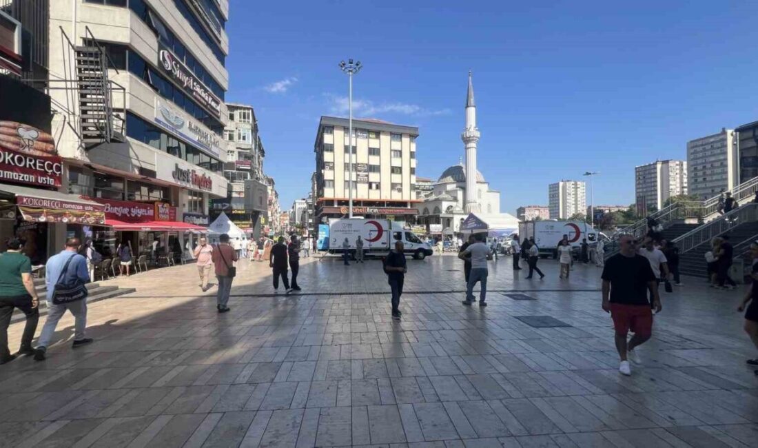 İBB’den Kızılay’a meydanda yer çıkmadı, Bahçelievler Belediyesi yer tahsis etti İstanbul’un en yoğun yaya trafiğine ve toplu taşıma aktarma noktalarına