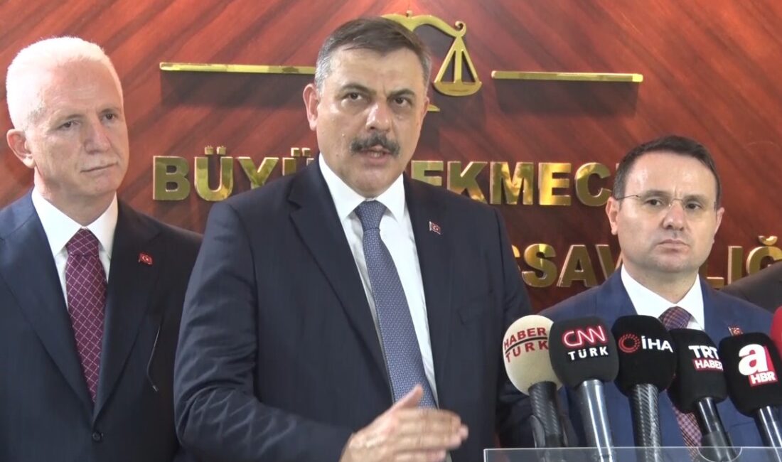 İçişleri Bakanı Çiftçi: “Yaklaşık 7 bin 500 aranan şahsı bu yılın ilk 7 yılında yakalamış durumdayız” İçişleri Bakanı Mustafa Çiftçi, Esenyurt’ta yapımı devam eden adalet sarayında