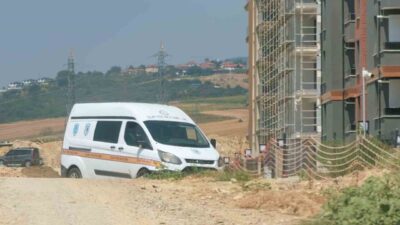 Bursa’nın İnegöl ilçesinde yapımı süren site inşaatında bekçi olarak görev