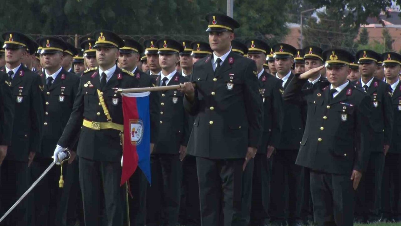 Işıklar Jandarma Astsubay Meslek Yüksekokulu’nda mezuniyet coşkusu 29 Bülten Medya -