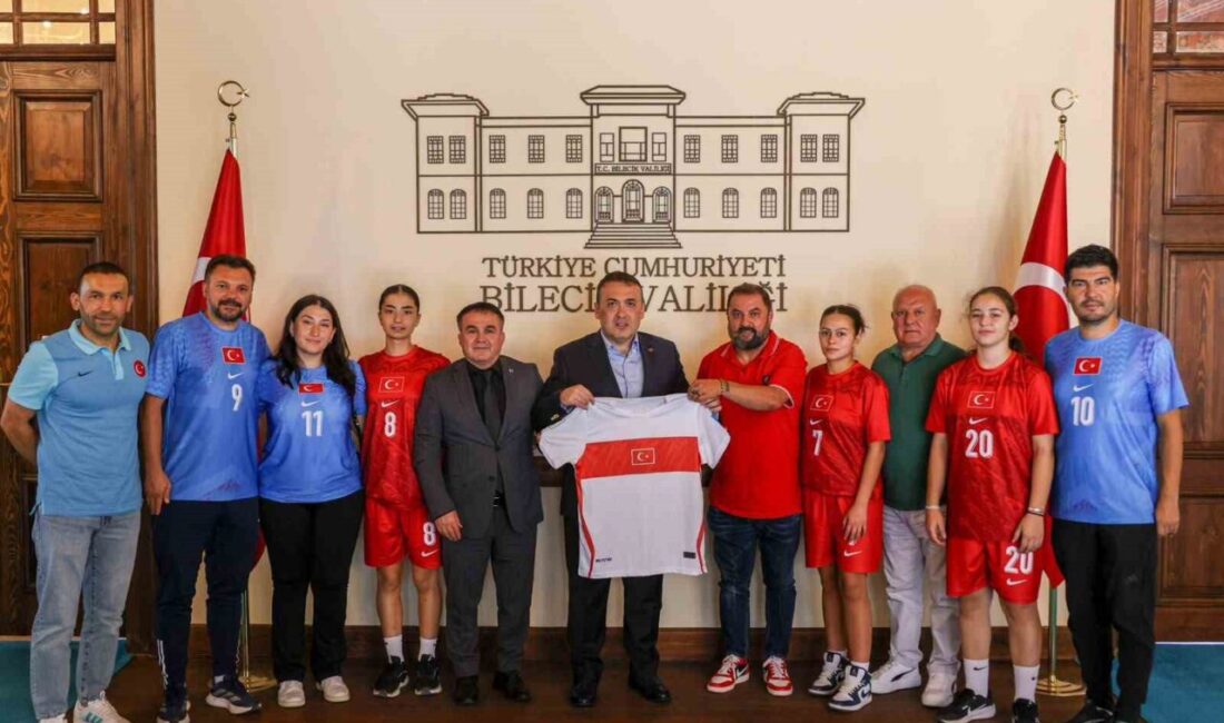 İşitme Engelliler Genç Kız Futsal Milli Takımı, Bilecik’te kampa girdi İşitme Engelliler Genç Kız Futsal Milli Takımı, Bilecik’te kampa girdi.
