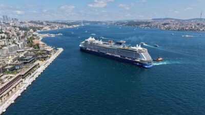 İstanbul Galataport, 327 metre uzunluğundaki dev kruvaziyer gemisi Celebrity Ascent’i