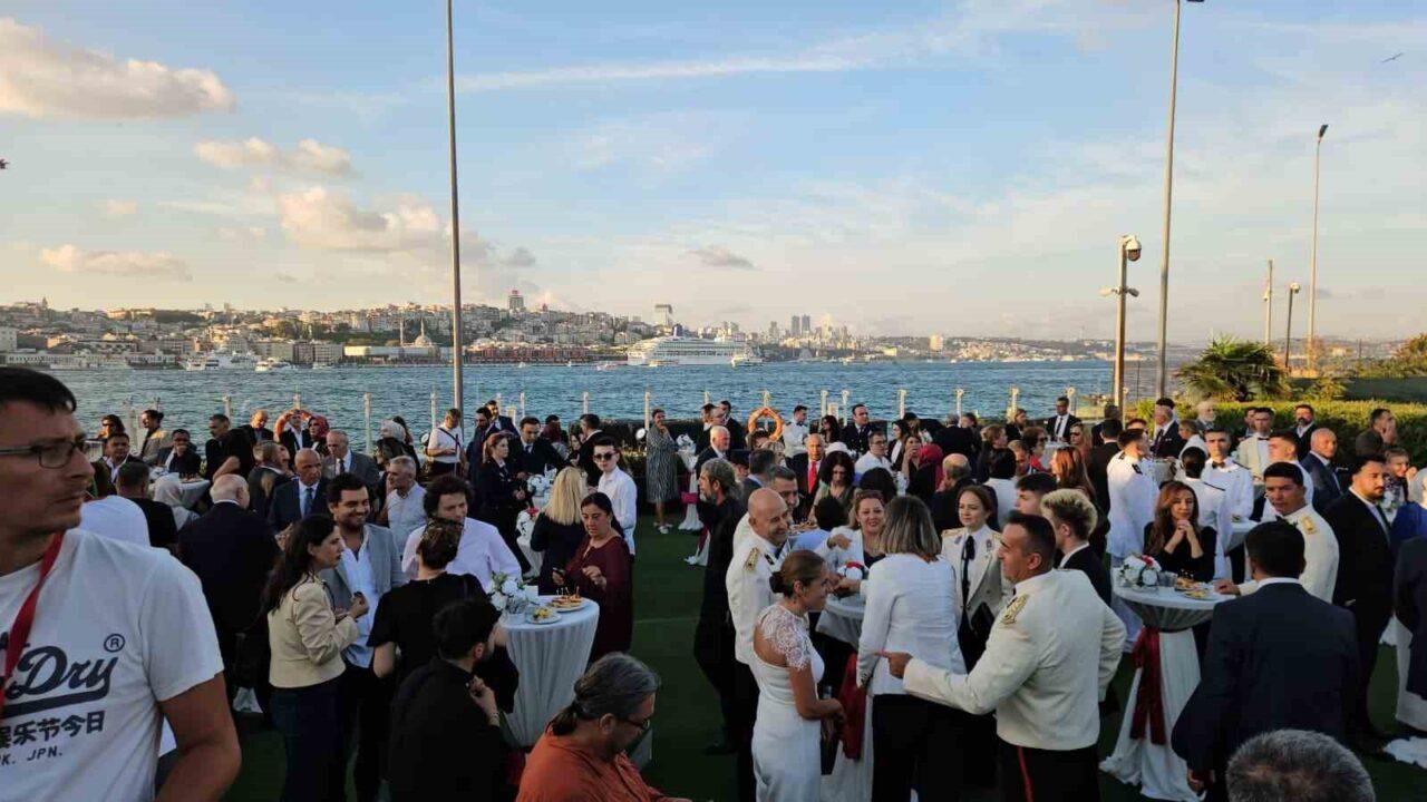 İstanbul Valiliğinden "30 Ağustos Zafer Bayramı" resepsiyonu 20 Bülten Medya -