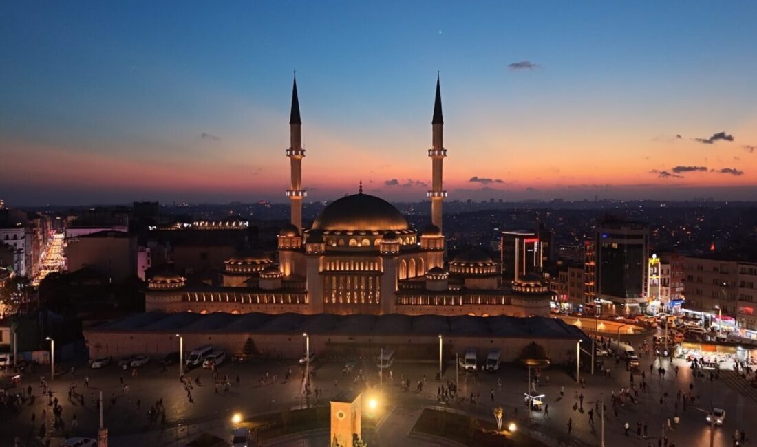 İstanbul’da, Peygamber efendimiz Hz. Muhammed’in dünyaya gelişinin yıl dönümü olan