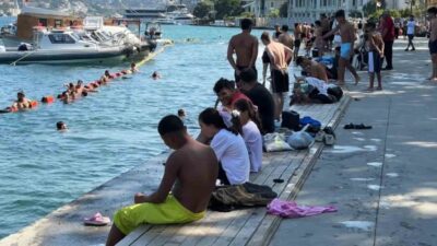 İstanbul’da sıcak hava etkili olunca hafta sonunu fırsat bilen vatandaşlar,