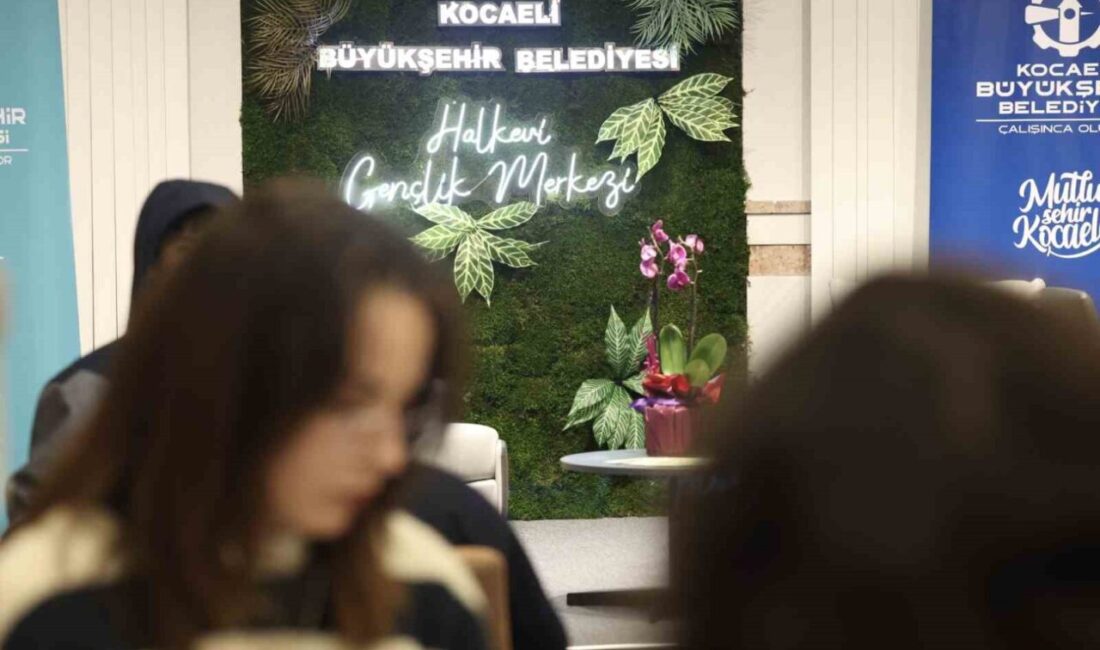 İzmit Halkevi Gençlik Merkezi’nde 3. sezon heyecanı Kocaeli’de gençlerin kültür, sanat ve eğitim alanlarında ücretsiz faydalandığı Halkevi