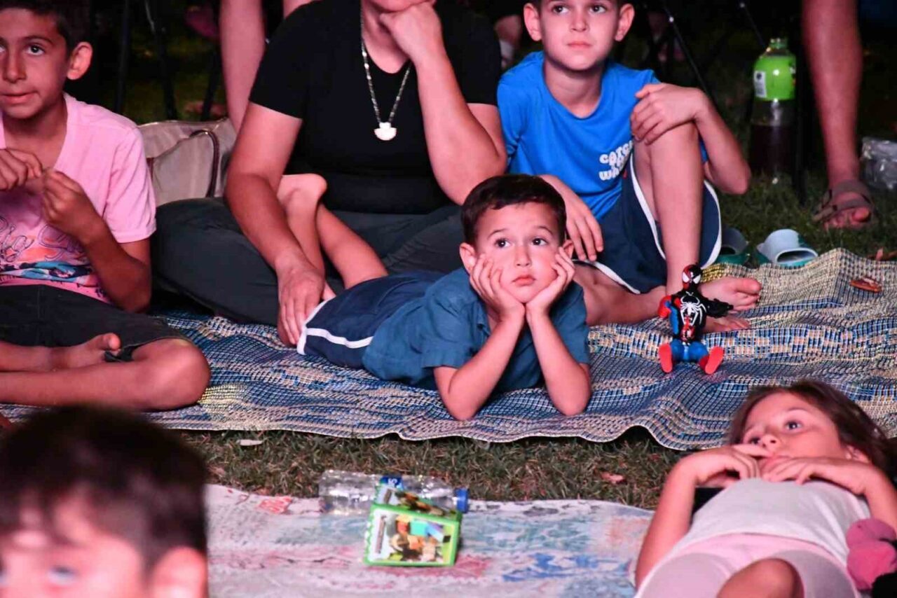İznik’te yazlık sinema sezon finali yaptı 13 Bülten Medya -