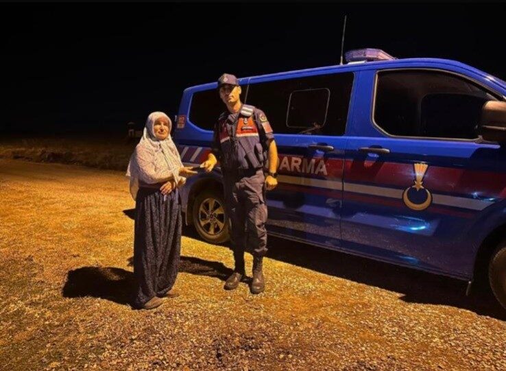 Bilecik’in Bozüyük ilçesinde kaybolan cep telefonu, jandarma ekiplerinin çalışması sonucu