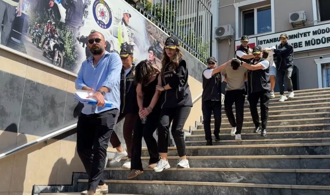 Kadın milli antrenör eski çalışanı tarafından öldürüldü: 1’i kadın 3 şüpheli adliyeye sevk edildi Sancaktepe’de sahibi olduğu spor salonunda çıkan bir tartışmada eski kadın