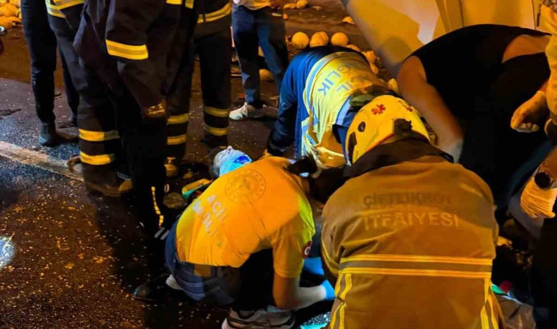 Tünelde feci kaza! Tırın kupası koptu Bursa'da Gebze-İzmir-Orhangazi Otoyolu'ndaki Orhangazi Tüneli'nde kamyona arkadan çarpan tırın kupası