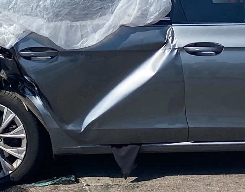 Otobanda feci kaza! 1 kişi hayatını kaybetti Bursa Otobanı Demirtaş mevkisinde kamyonetin otomobile çarptığı kazada yaşlı bir