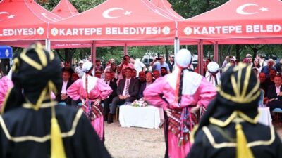Kartepe’de bu yıl 16’ncısı organize edilen Sünnet Şöleni’nde, sünnet olan