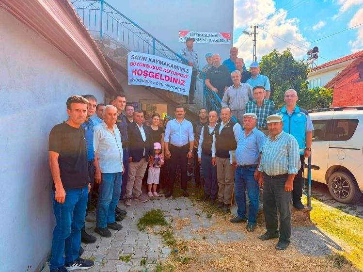 Kaymakam Titiz köylerde vatandaşlarla bir araya geldi 4 Bülten Medya -