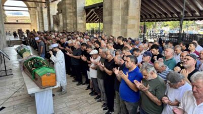 Edirne’de tarlada traktörün devrilmesi sonucu hayatını kaybeden karı koca toprağa