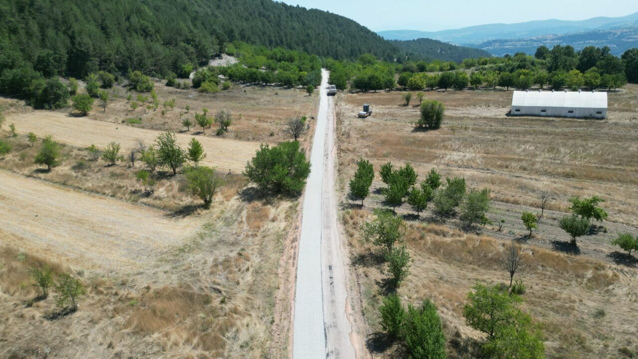 Keles’te 3 Mahallenin Yolları Yenileniyor! 2 Bülten Medya -