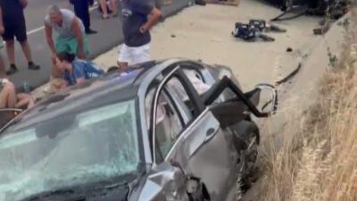 Edirne’nin Keşan ilçesinde iki otomobilin çarpışması sonucu 9 kişinin yaralandığı