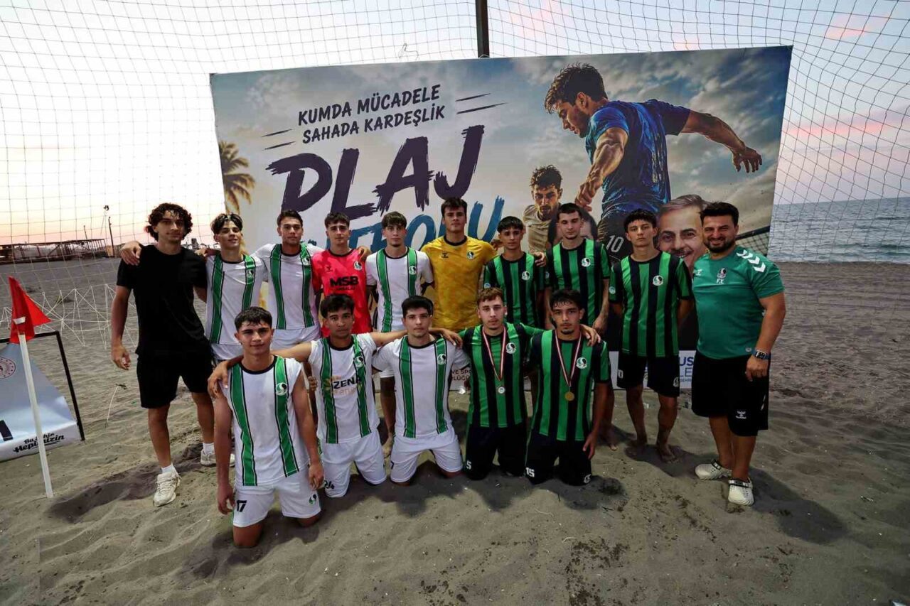 Kocaali sahilinde plaj futbolu heyecanı 11 Bülten Medya -