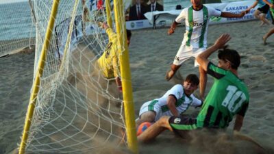 Kocaali Sahili’nde düzenlenen 16 takımın ter dökeceği Plaj Futbolu Şampiyonası