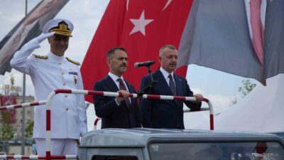 Kocaeli’de 30 Ağustos Zafer Bayramı’nın 104. yıl dönümü düzenlenen törenlerle