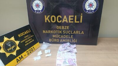 Kocaeli’de polis ekiplerince düzenlenen uyuşturucu operasyonlarında gözaltına alınan 11 şüpheliden