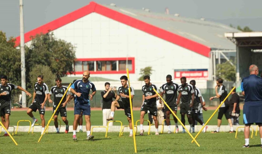 Kocaelispor, Konyaspor maçı hazırlıklarını sürdürdü Trendyol Süper Lig ekibi Kocaelispor, cumartesi günü deplasmanda oynayacağı Konyaspor