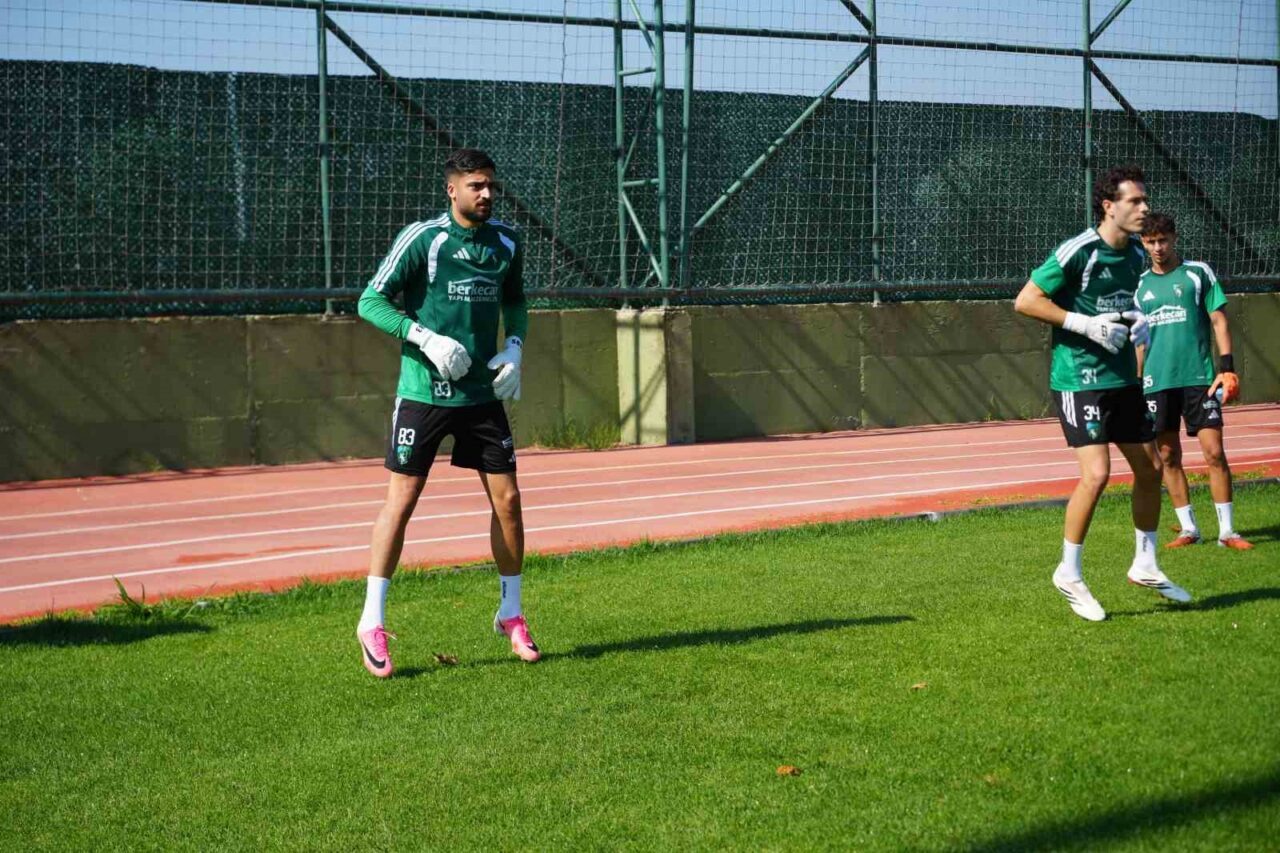 Kocaelispor, Konyaspor maçı hazırlıklarını sürdürdü 27 Bülten Medya -