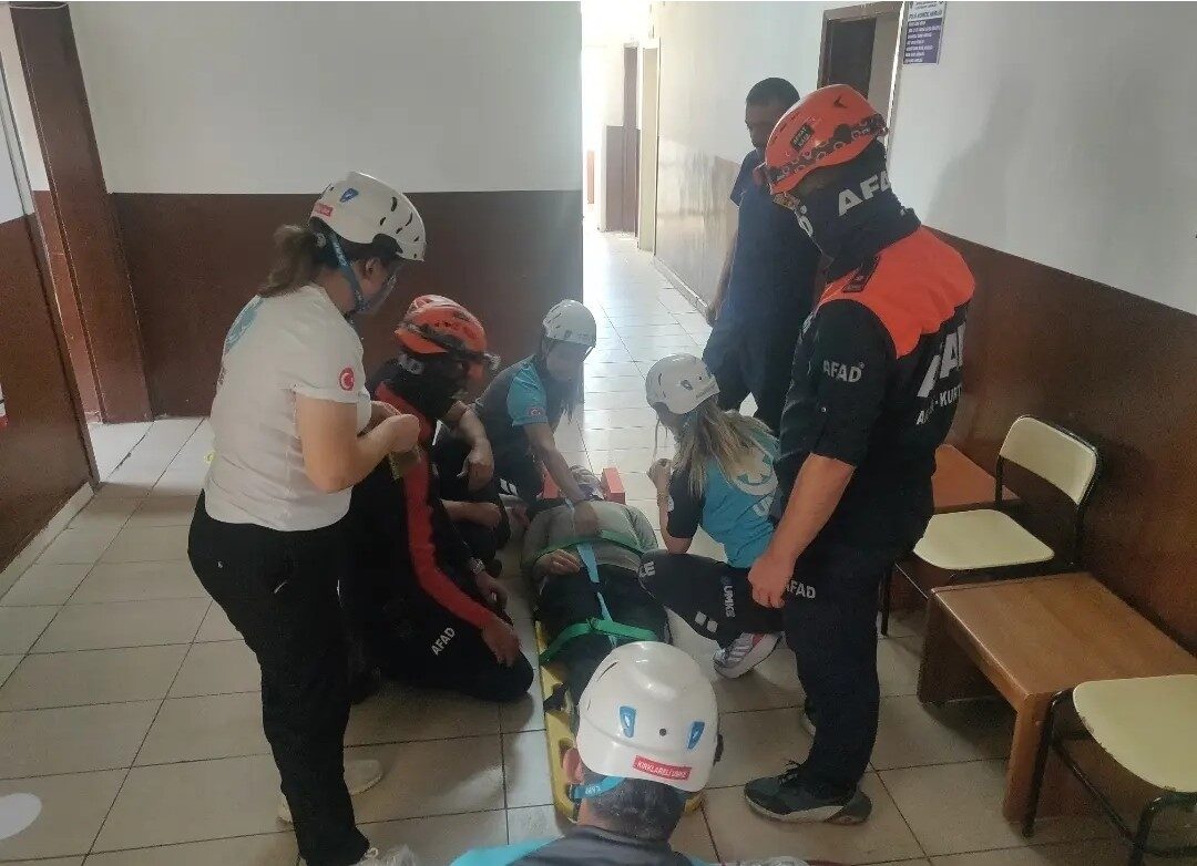 Kofçaz Kaymakamlığında deprem ve yangın tatbikatı 7 Bülten Medya -