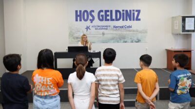 Küçükçekmece Belediyesi Müzik Akademisi, “Gezen Akademi Büyüyen Yetenekler” projesiyle müzik
