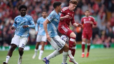 Fenerbahçe’nin UEFA Şampiyonlar Ligi’ndeki rakiplerinden Liverpool, sahasında Nottingham Forest’la 2-2