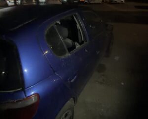 Kırklareli’nin Lüleburgaz ilçesinde otoparkta bulunan çok sayıda araç ve kamyonetin