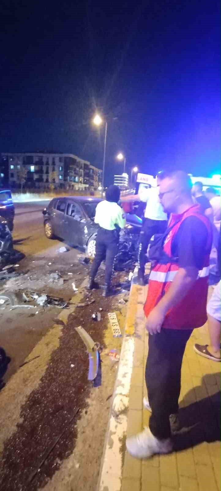 Lüleburgaz’da otomobil ile SUV araç çarpıştı: 8 yaralı 11 Bülten Medya -