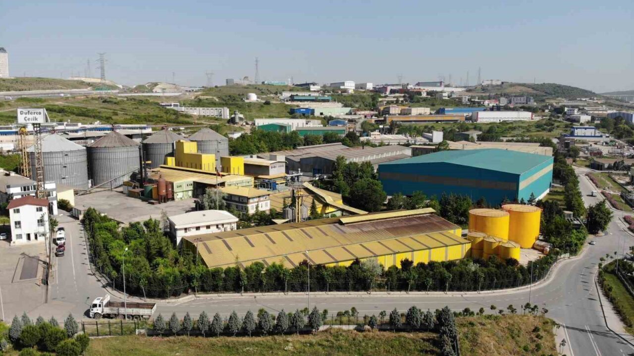 Lütfü Türkkan’ın fabrikasına milyonluk kötü koku cezası 4 Bülten Medya -