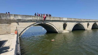 Edirne’de 2 Ağustos Roman Soykırımı Anma Günü dolayısıyla düzenlenen programda,