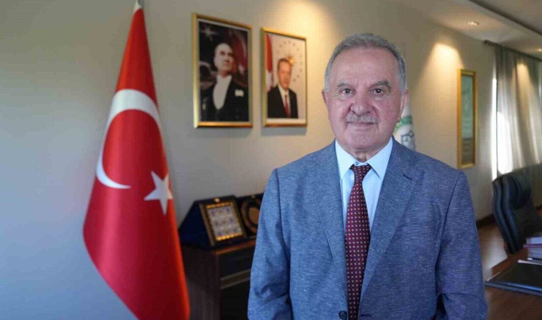 Meslekler yok olmuyor, dönüşüyor: Gençlere hayati uyarılar Yükseköğretim Kurumları Sınavı (YKS) sonuçlarının açıklanmasının ardından milyonlarca genç için