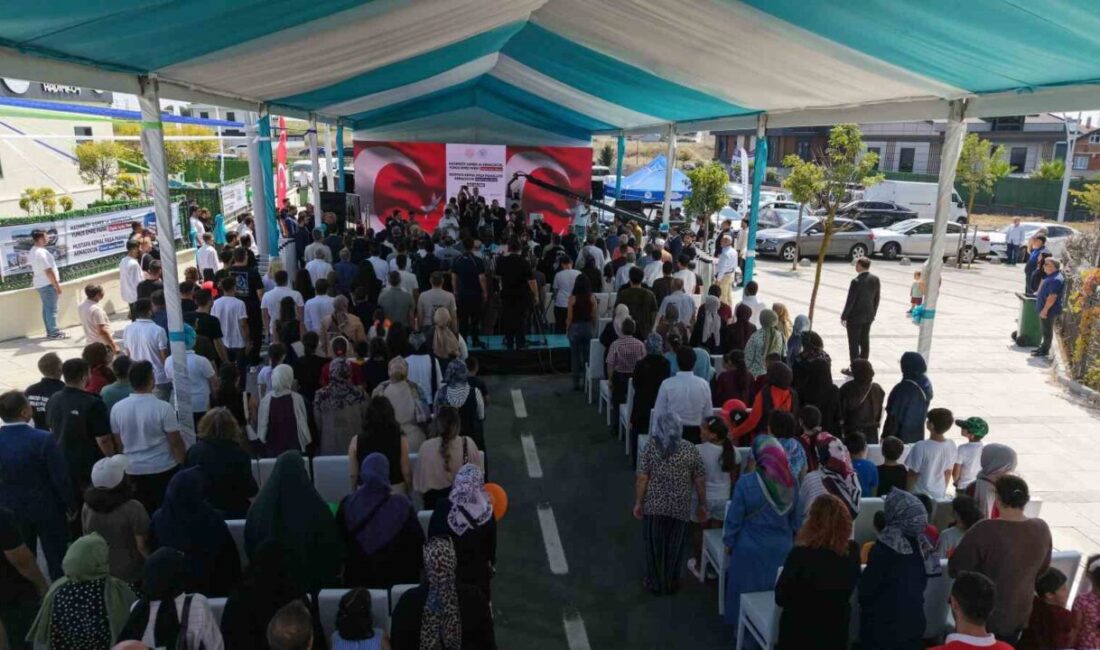 Milli Eğitim Bakanı Prof. Dr. Yusuf Tekin, Arnavutköy Belediyesi tarafından