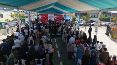 Milli Eğitim Bakanı Prof. Dr. Yusuf Tekin, Arnavutköy Belediyesi tarafından