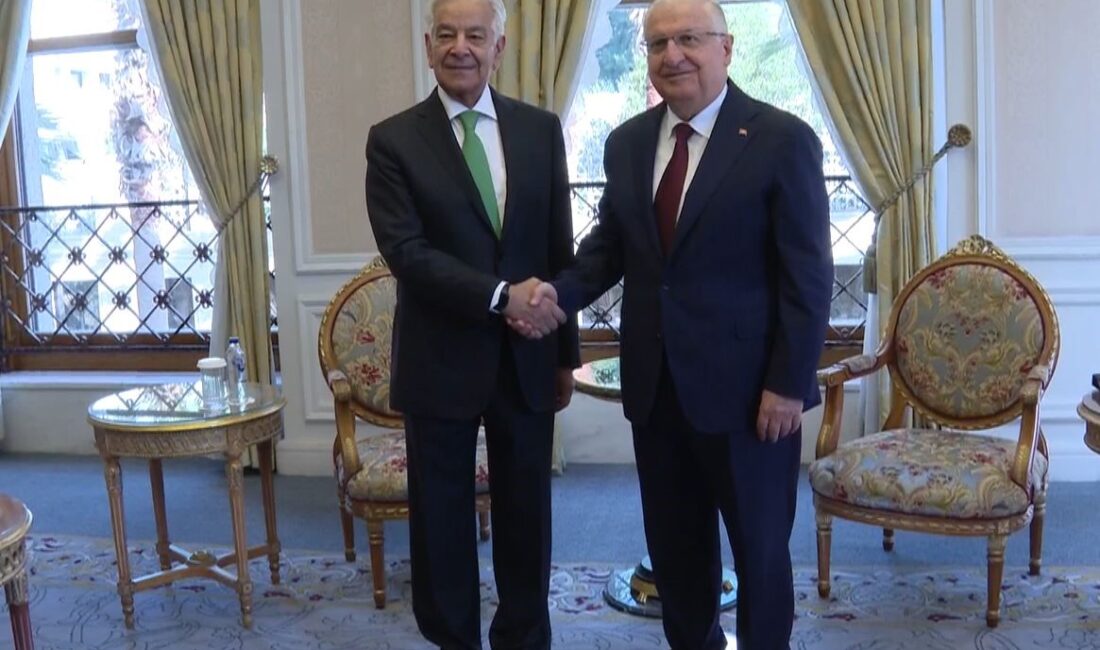 Milli Savunma Bakanı Yaşar Güler ile Pakistan Savunma Bakanı Khawaja Muhammad Asi görüştü Milli Savunma Bakanı Yaşar Güler ile Pakistan Savunma Bakanı Khawaja