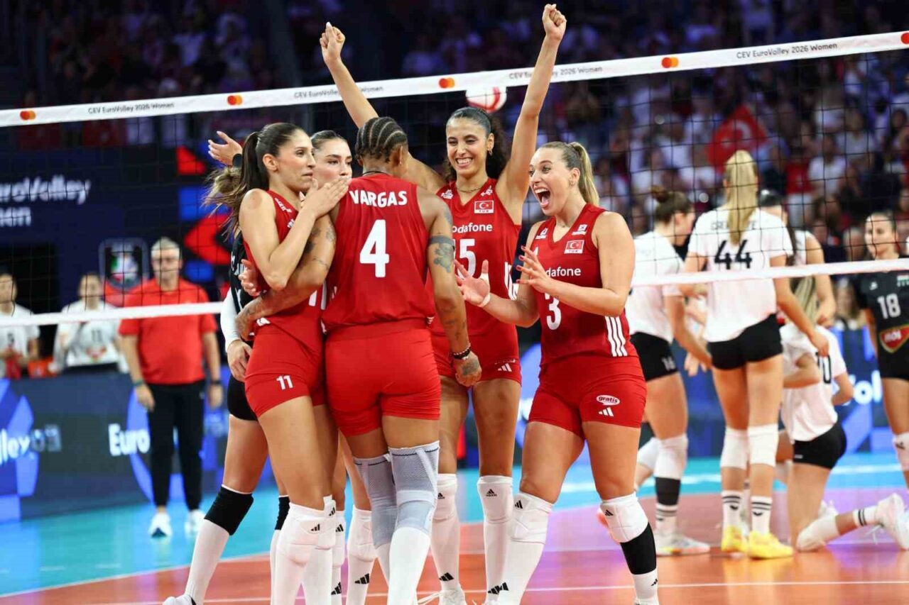 Milliler, CEV Avrupa Şampiyonası’nda 3’te 3 yaptı 90 Bülten Medya -