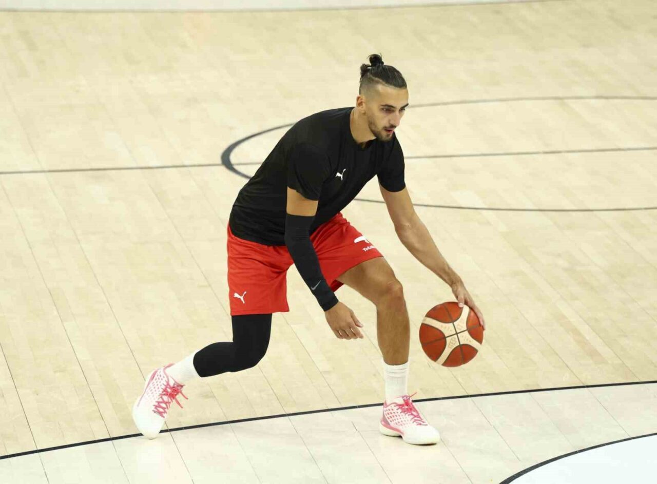 Milliler, Litvanya maçı hazırlıklarını sürdürdü 17 Bülten Medya -