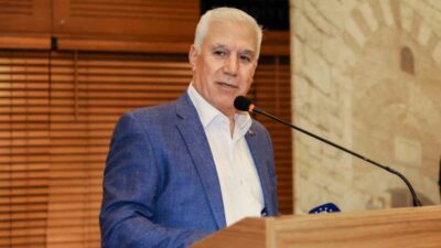 Hakkında devam eden hukuki süreç nedeniyle CHP’den istifa ettiğini açıklayan