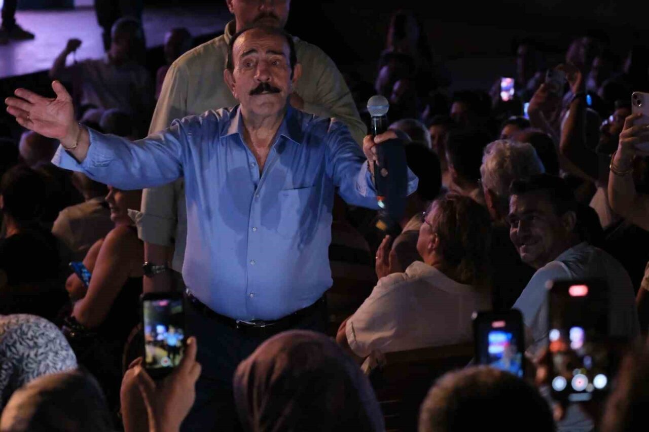 Mustafa Keser’den müzik ve kahkaha dolu gece 16 Bülten Medya -