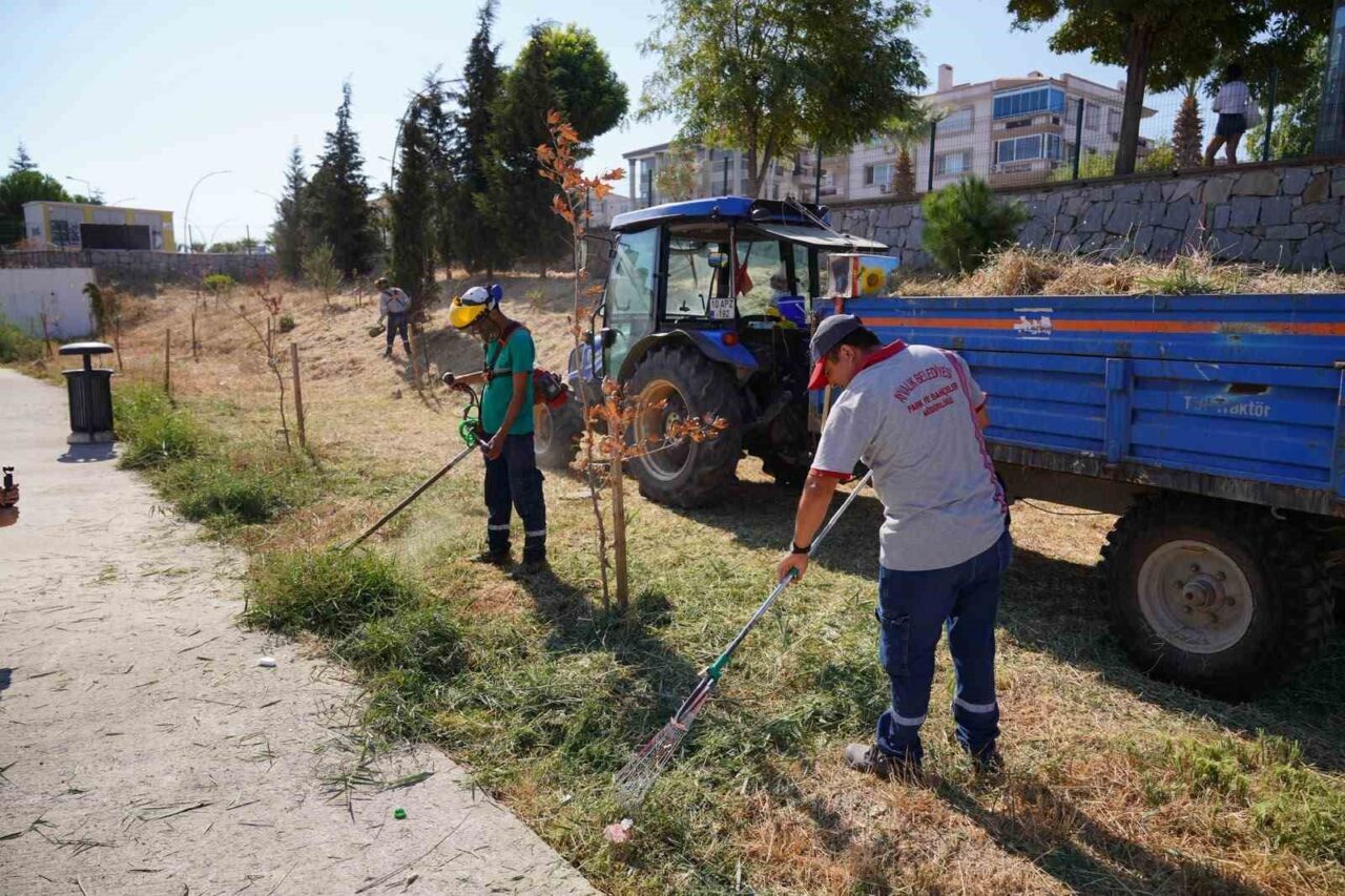 Okullar açılmadan kapsamlı temizlik 23 Bülten Medya -