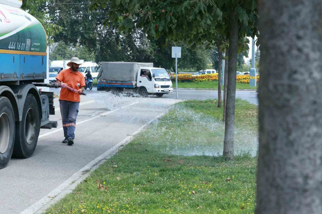 Osmangazi’de yeşil alanlarda titiz çalışma 15 Bülten Medya -
