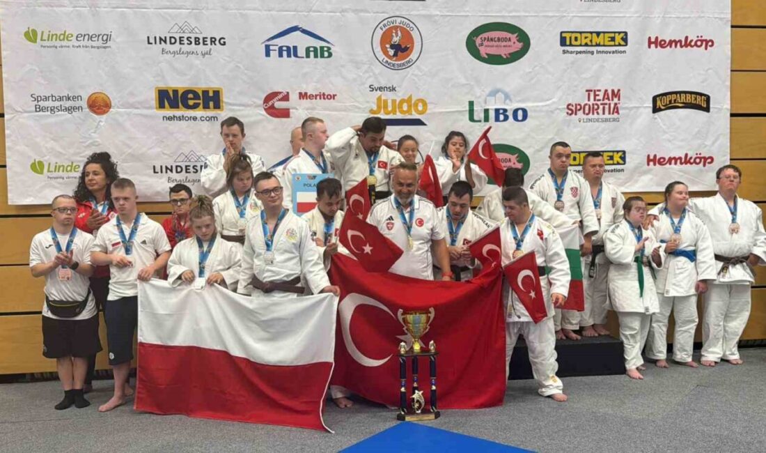 Özel Sporcular Down Judo Milli Takımı namağlup dünya şampiyonu SU-DS tarafından İsveç’te düzenlenen 2026 Judown Dünya Şampiyonası’nda Mix Takımlar